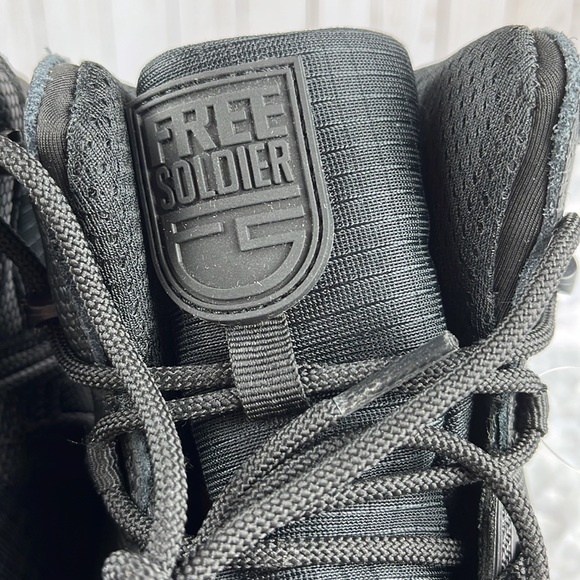 Free Soldier Lightweight Water Proof Mountain Boots - Picture 4 of 8